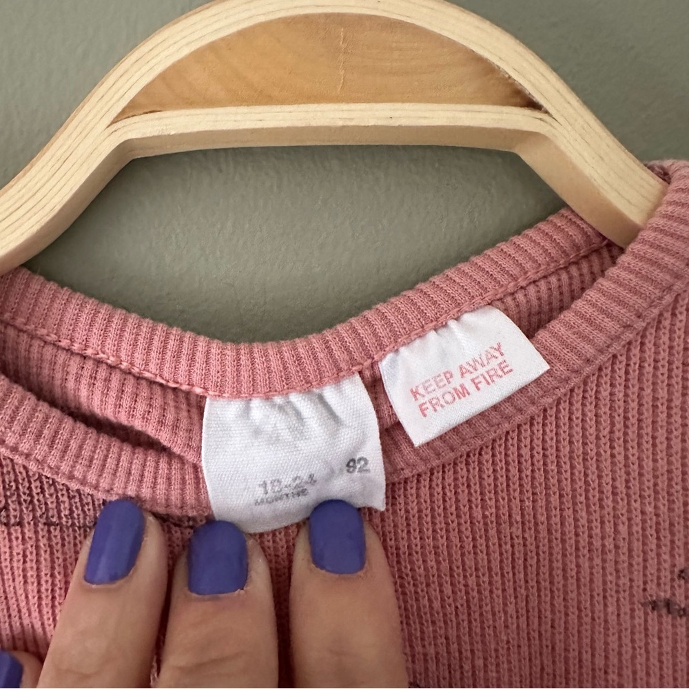 Zara Ribbed Bunny Top - Picture 3 of 3